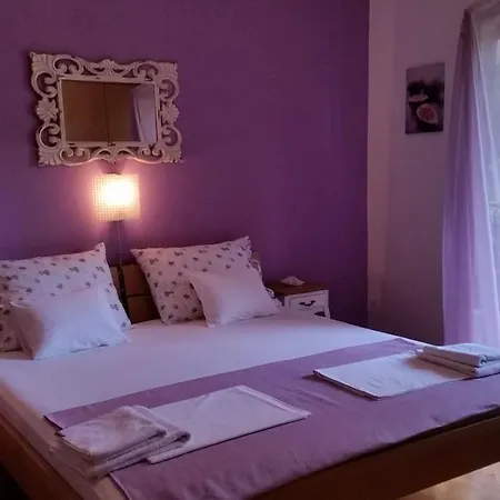 And With Parking Space Jelsa, Hvar - 4640