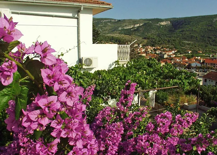 And With Parking Space Jelsa, Hvar - 4640 3*
